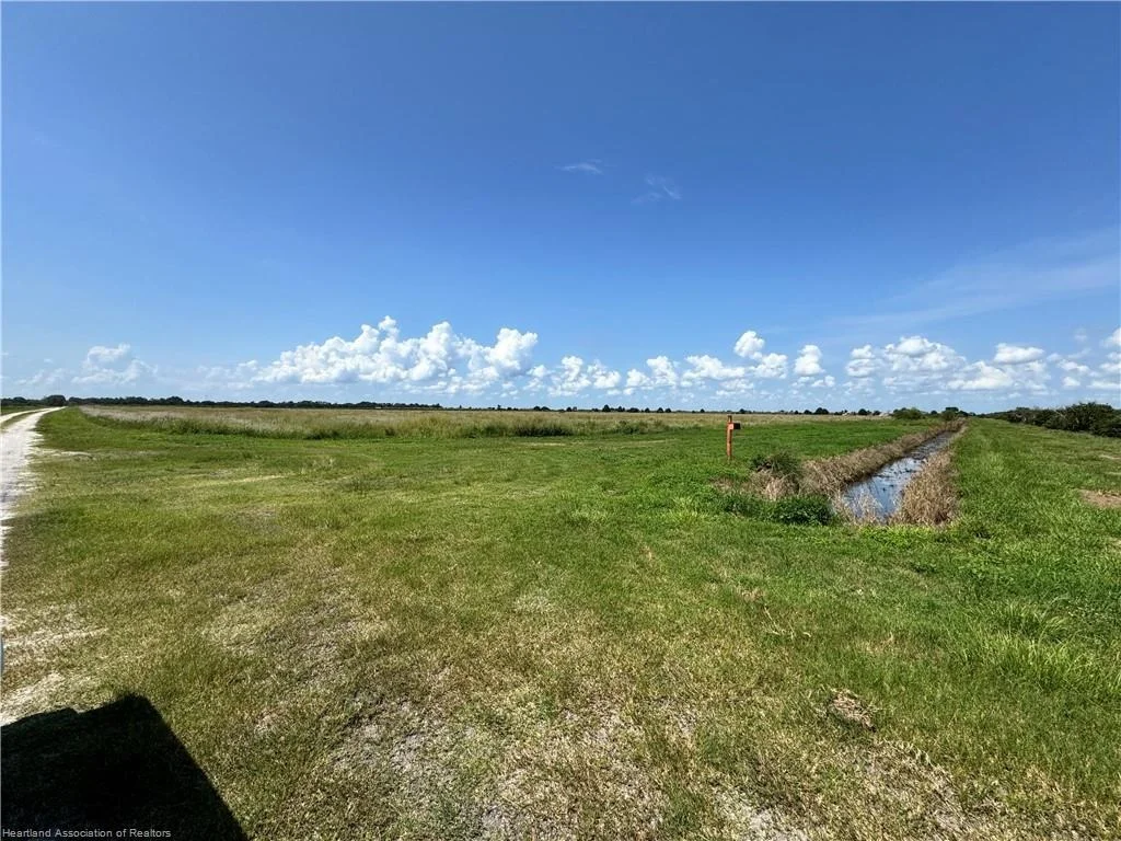 Photo of 17515 BONEY Road