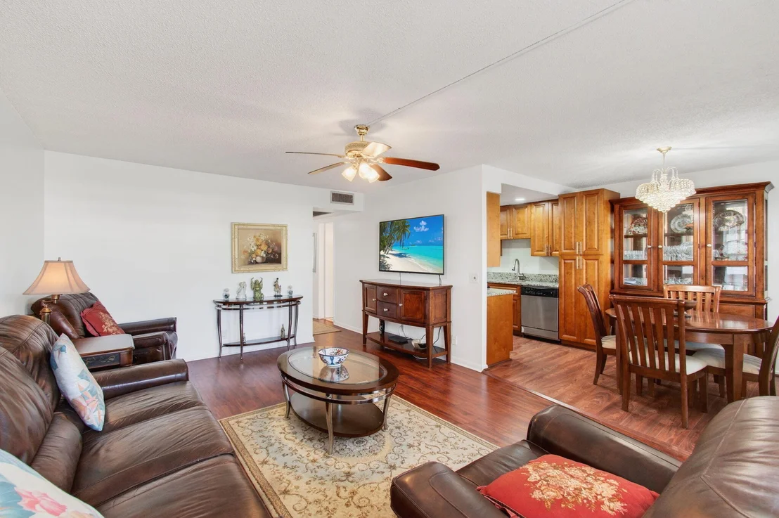 Photo of 2035 Cornwall B