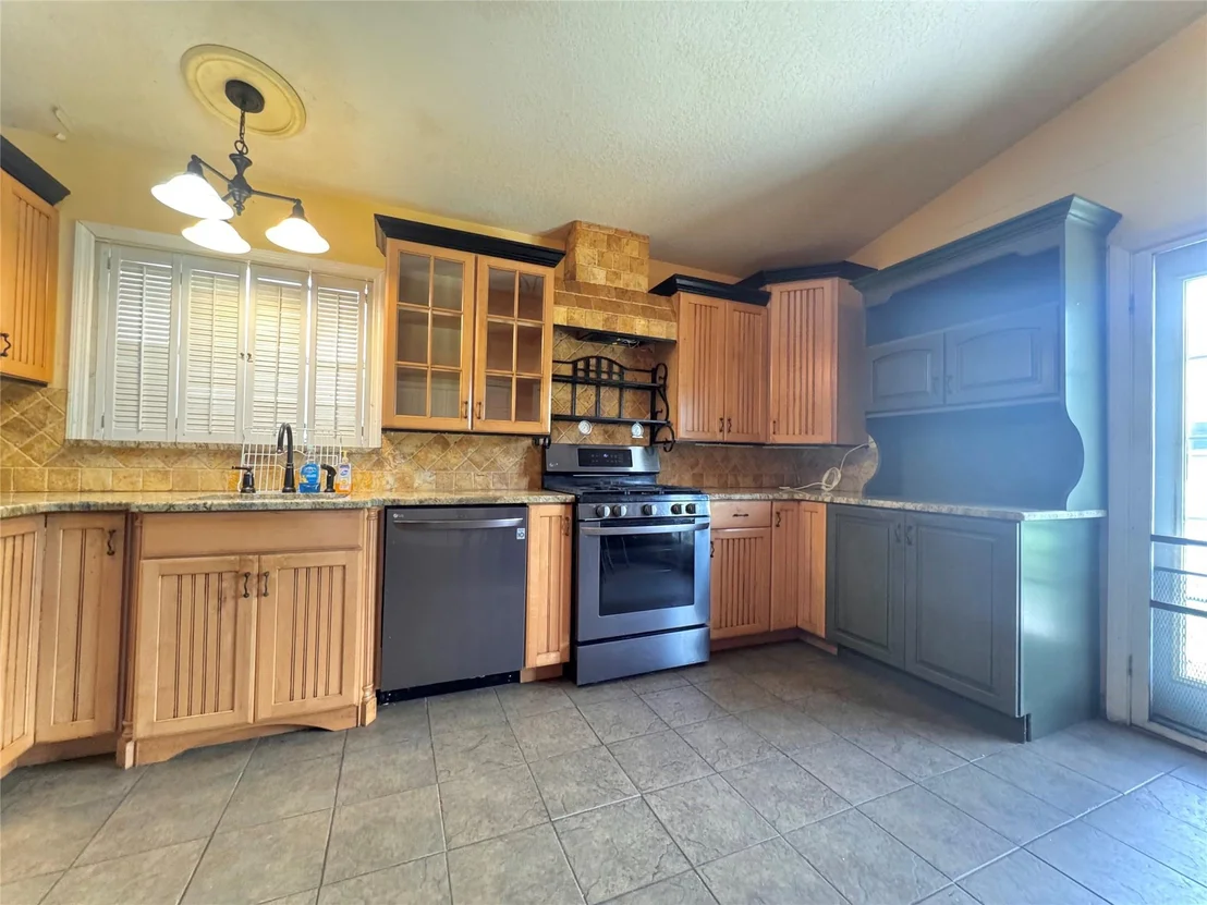 Photo of 5359 SE Dell Street
