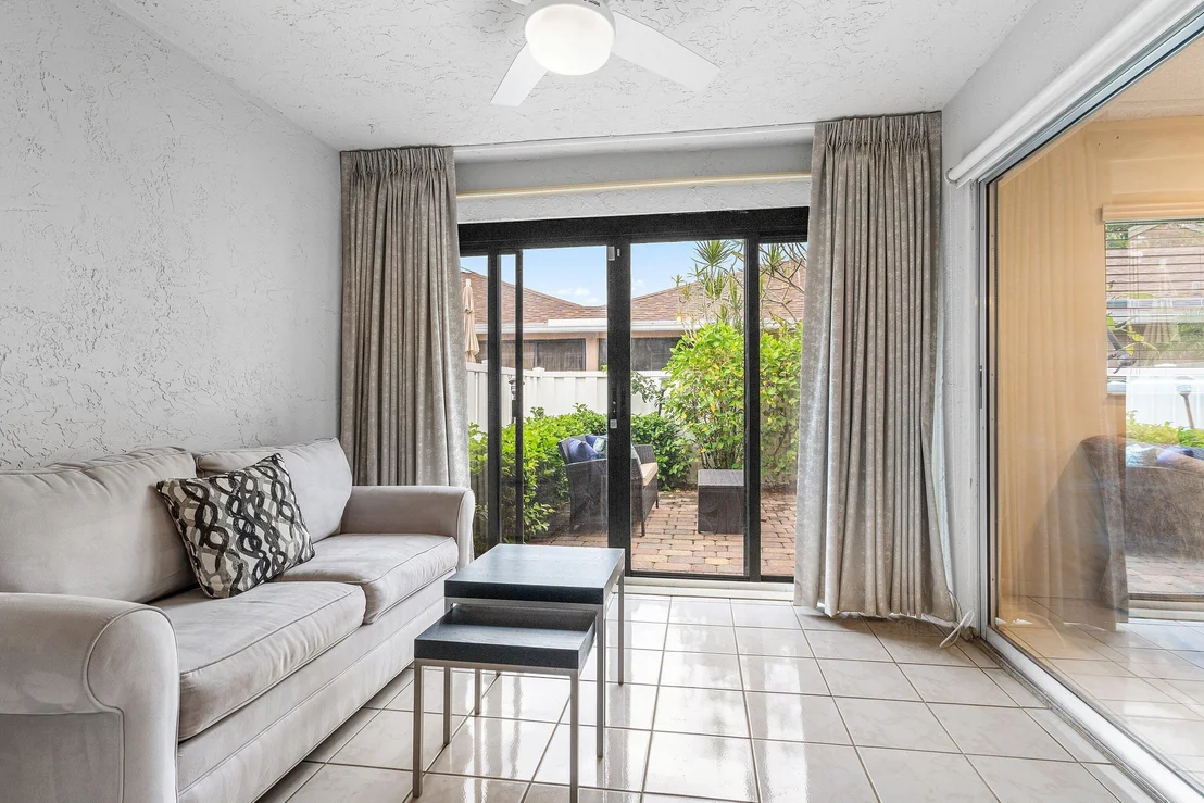 Photo of Unit D at 8077 Springtree Road