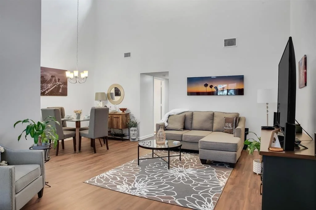 Photo of Unit C at 5021 Nesting Way