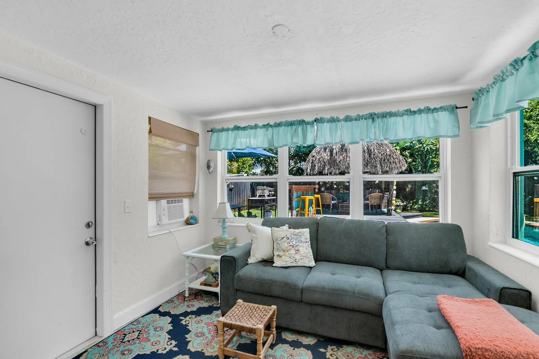 Photo of 333 Dover Street