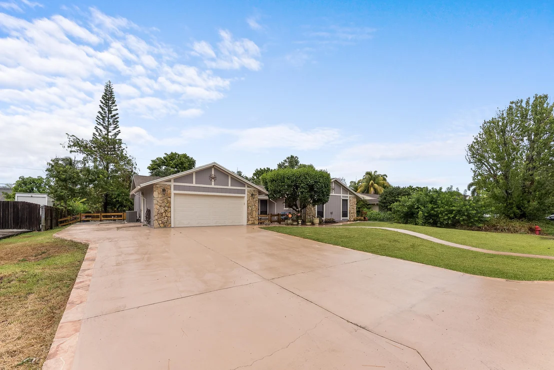 Photo of 56 W Rubber Tree Drive