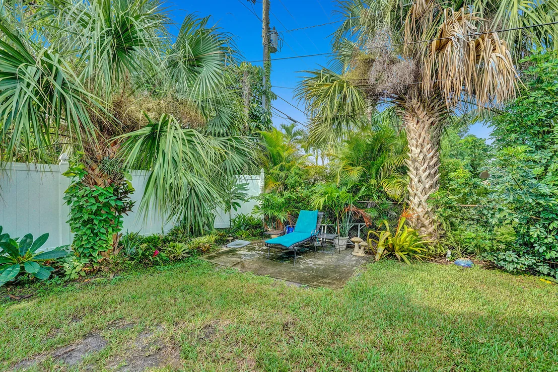 Photo of 3604 Sherwood Boulevard