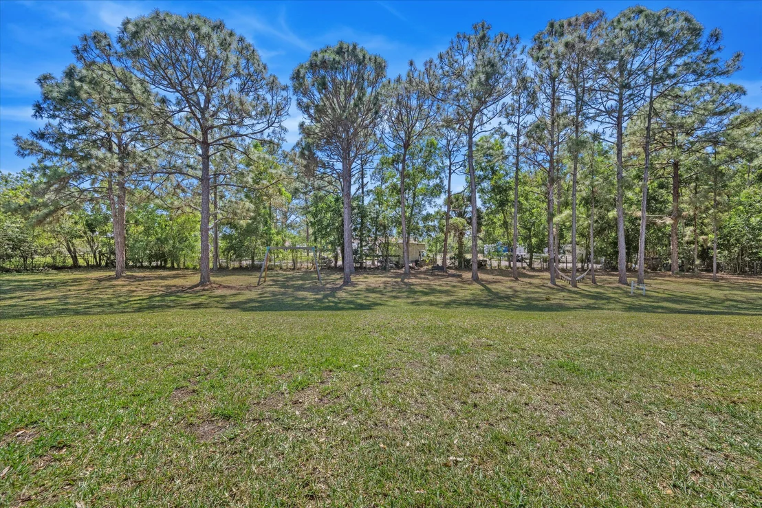 Photo of 14606 85th Road N