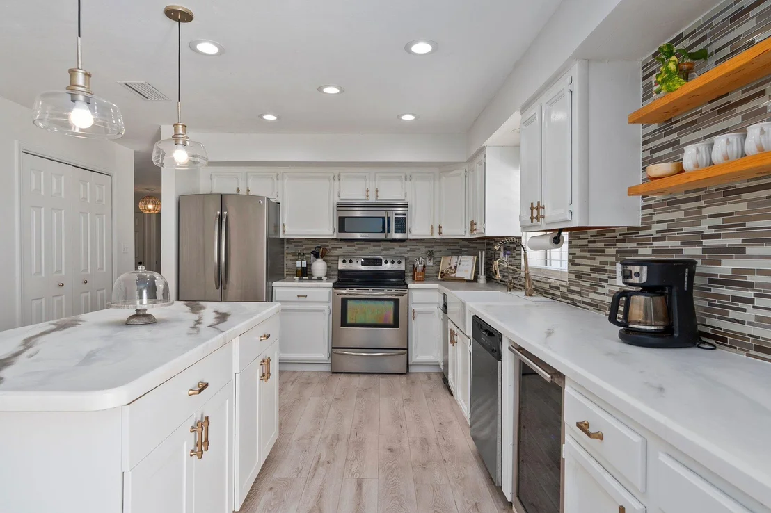 Photo of 2900 Grove Drive