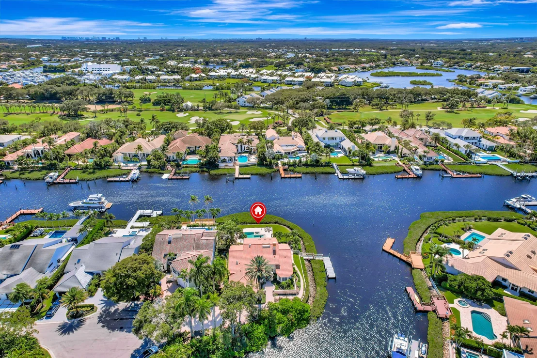 Photo of 185 Island Drive