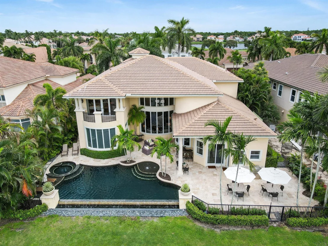 Photo of 615 Hermitage Circle