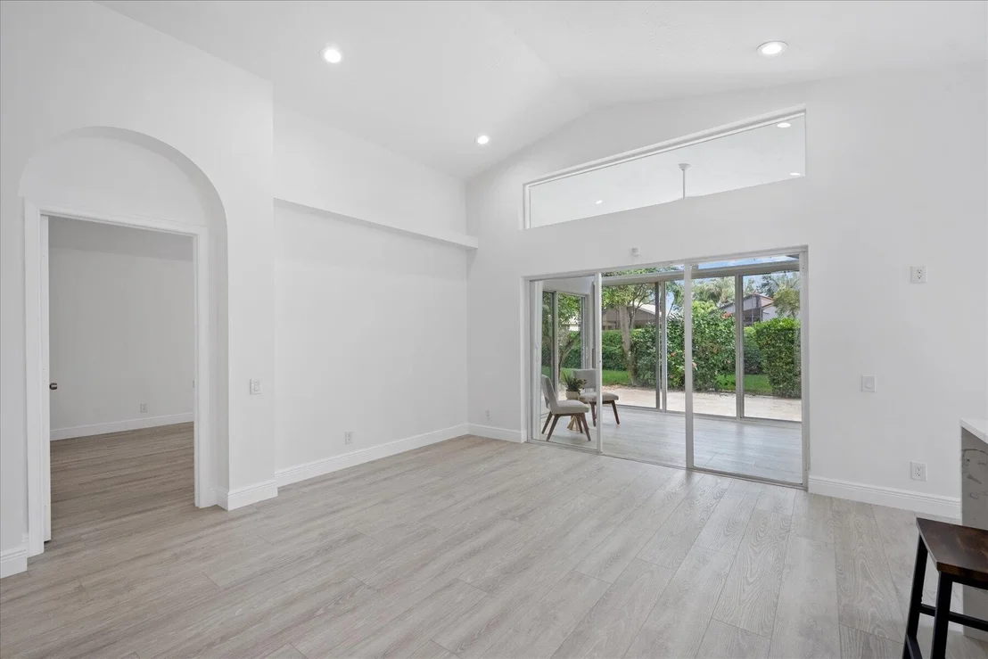 Photo of 6607 Sherbrook Drive