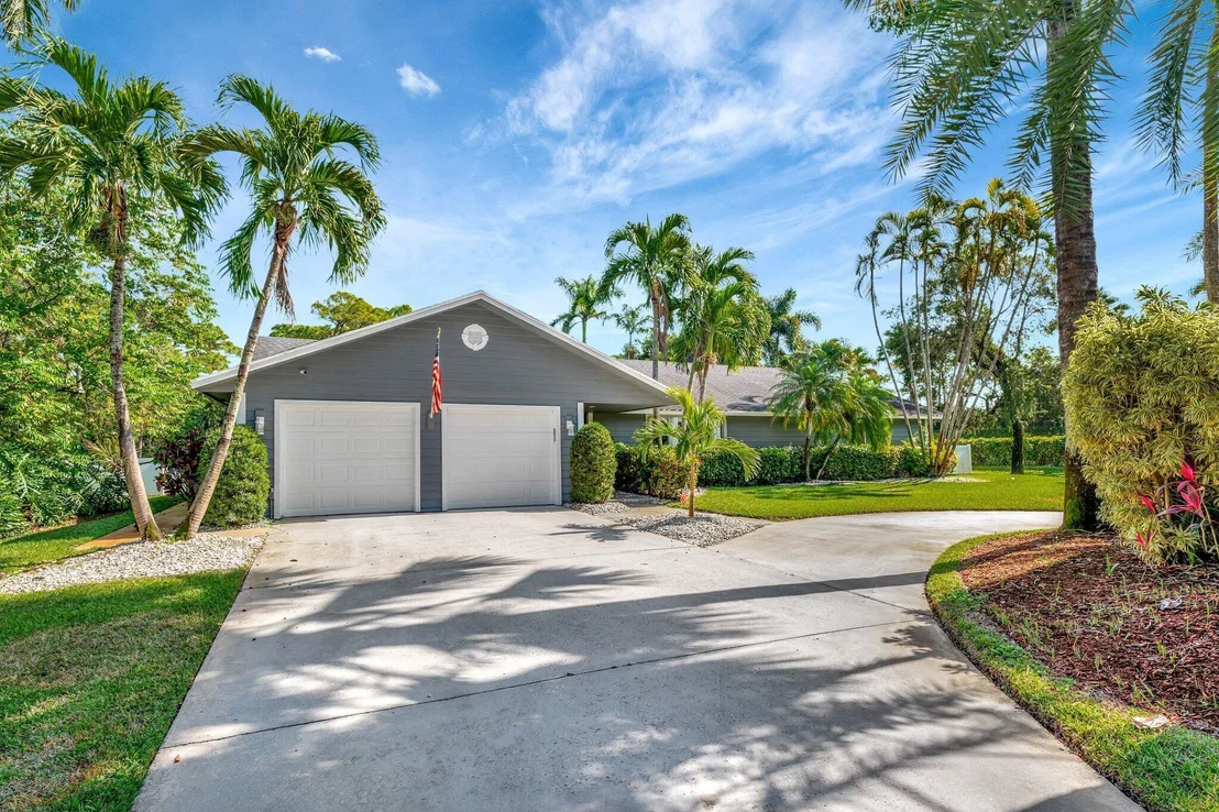 Photo of 12750 Oak Arbor Drive