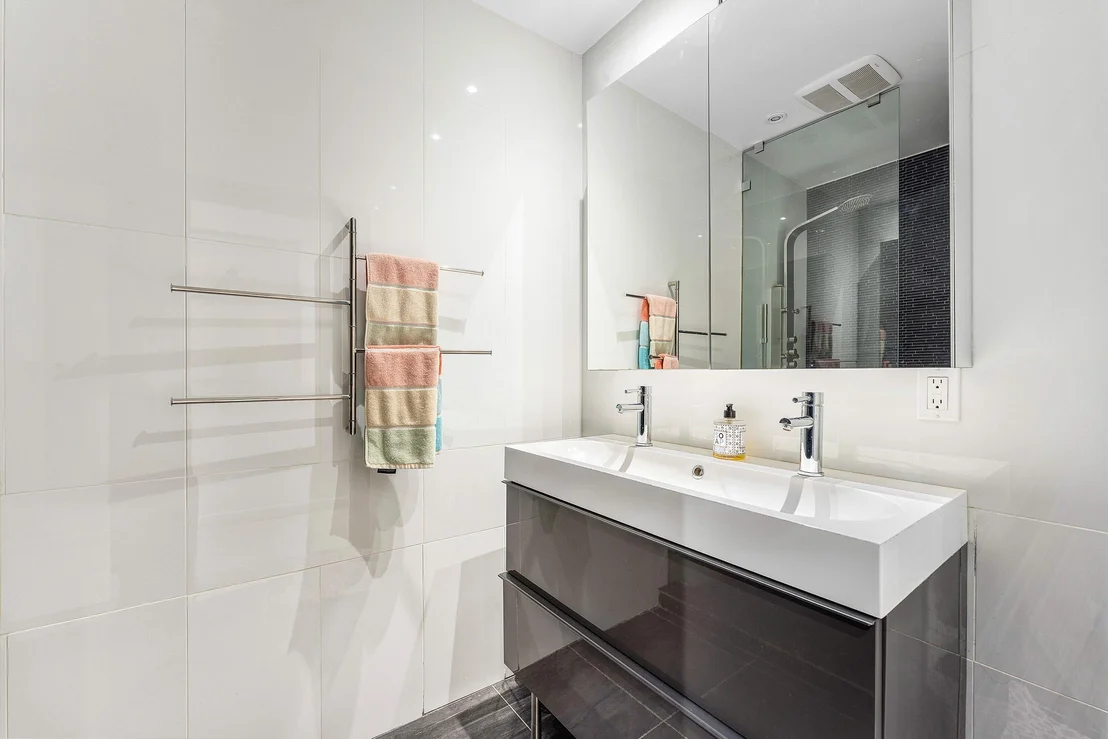 Photo of 5660 Nassau Drive