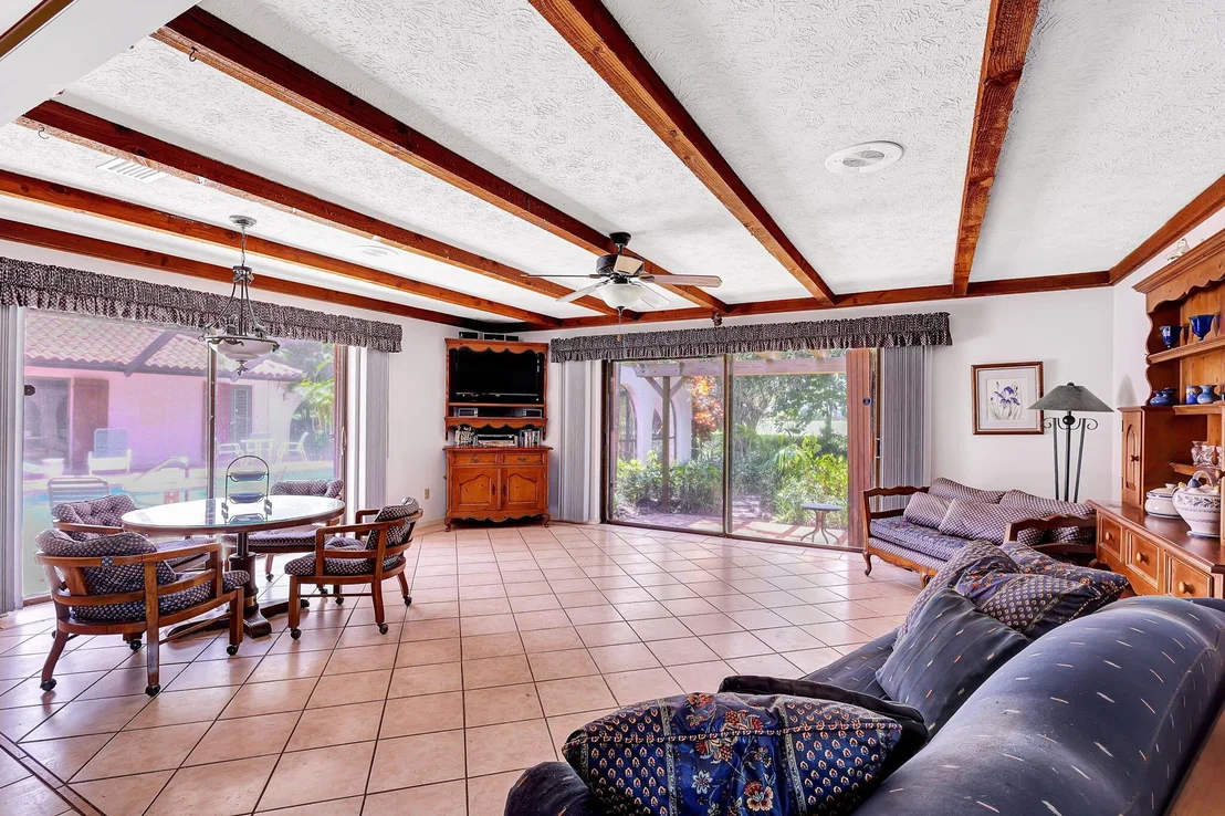 Photo of 3331 SE Fairway West W