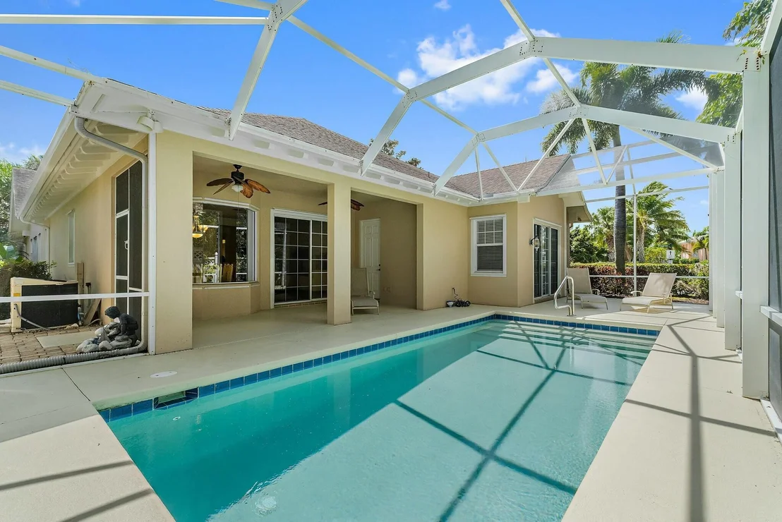 Photo of 2628 W Community Drive