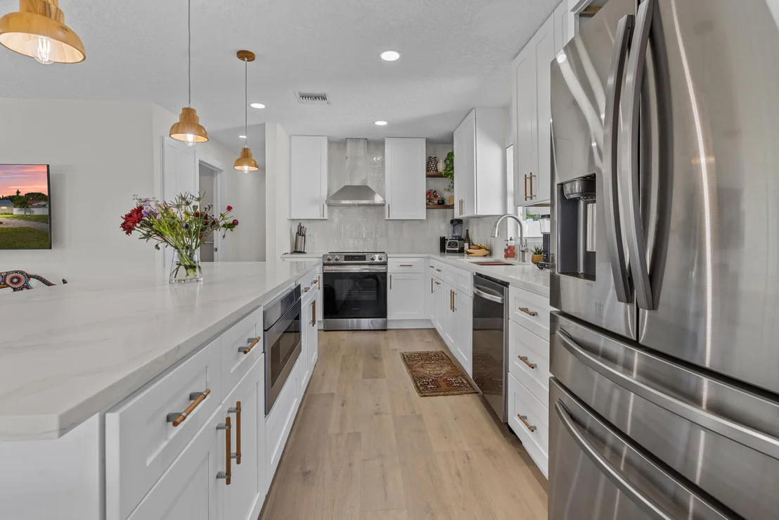 Photo of 4139 Russell Street