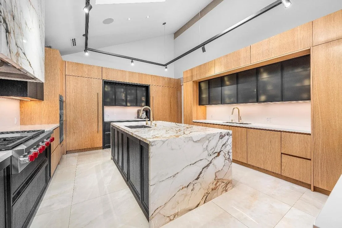 Photo of 6641 Giralda Circle