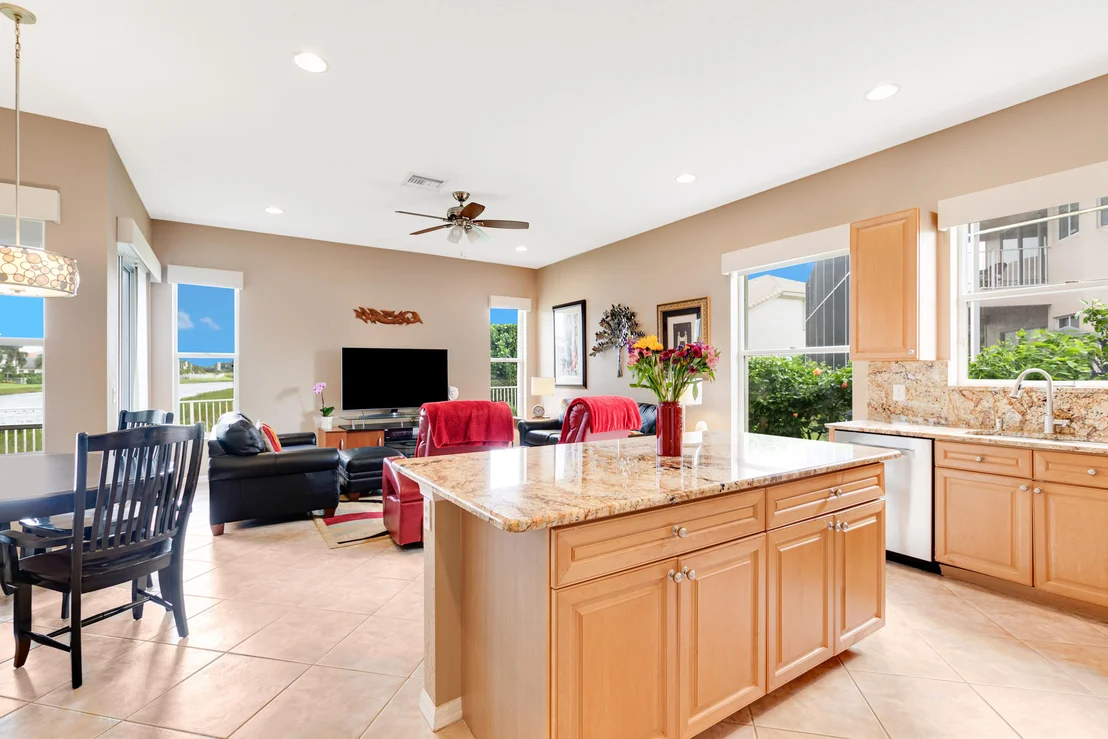 Photo of 4614 Mariners Cove Drive