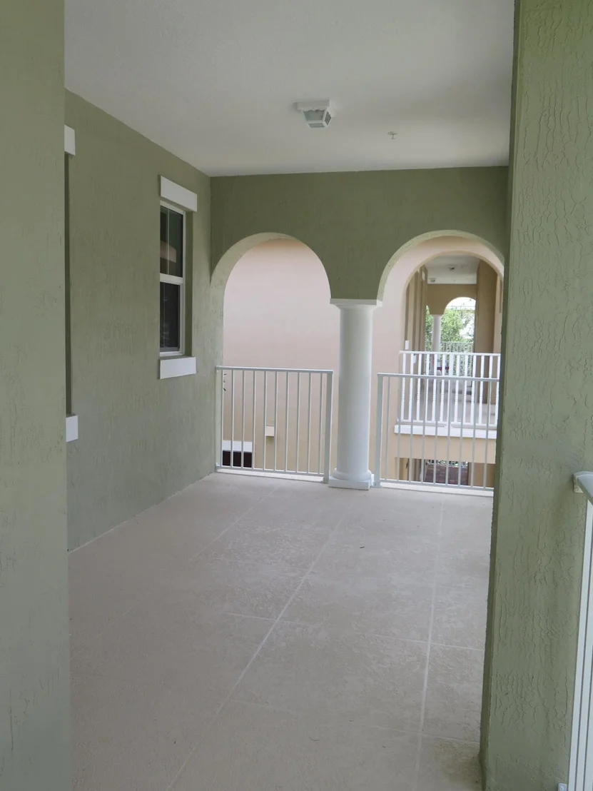 Photo of 1072 Community Drive