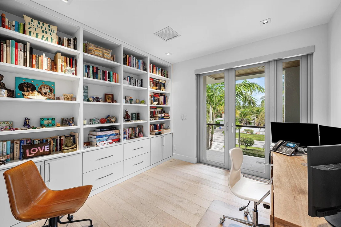 Photo of 1508 Lake Drive