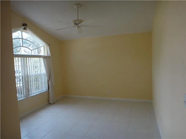 Photo of 3834 Jonathans