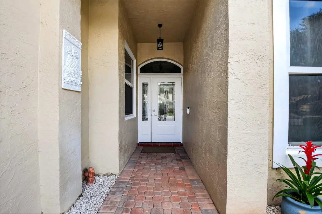 Photo of 13567 Weyburne Drive