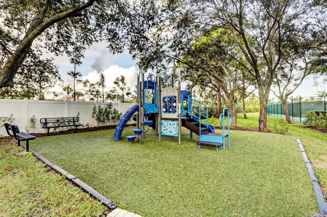 Photo of 7184 Montereal Path