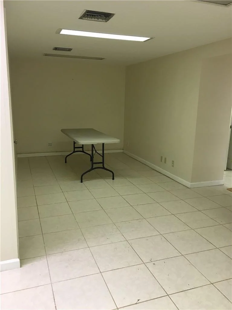 Photo of Unit 707708 at 1791 Blount Road