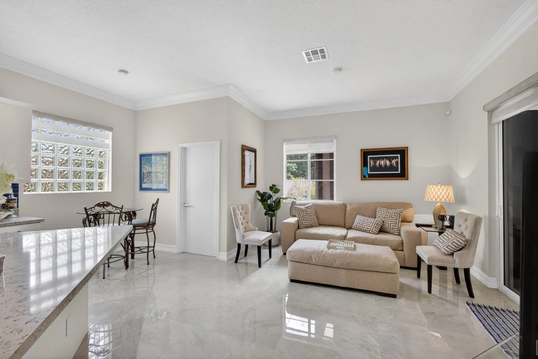 Photo of 8642 Plum Cay