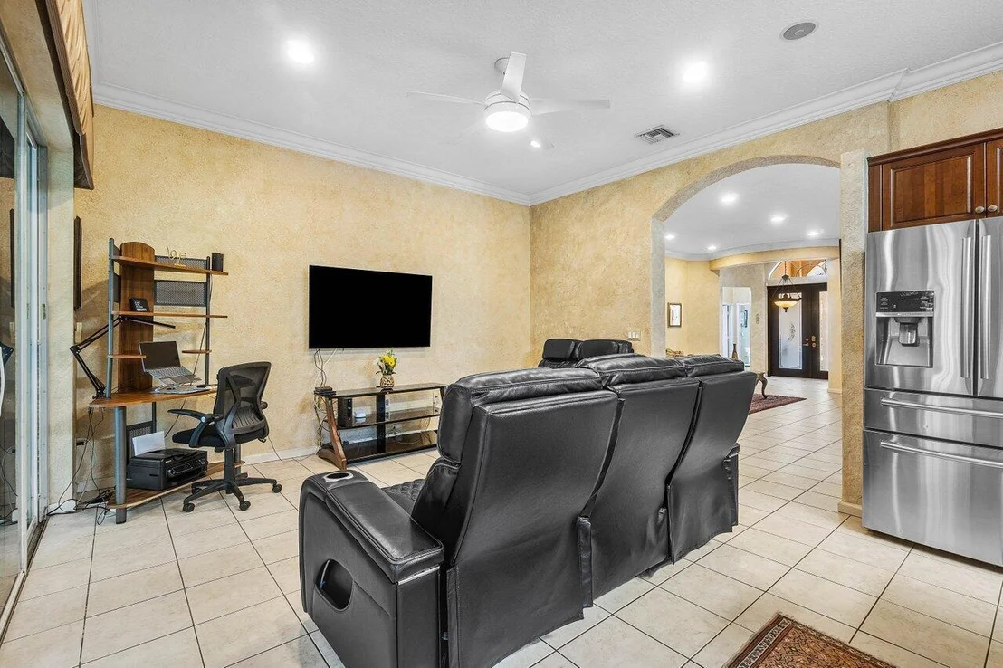 Photo of 9034 Alexandra Circle