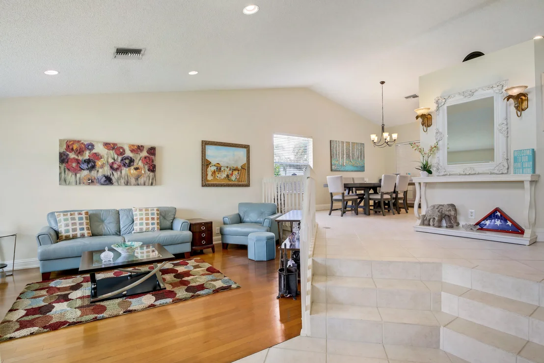 Photo of 7558 Briar Cliff Circle
