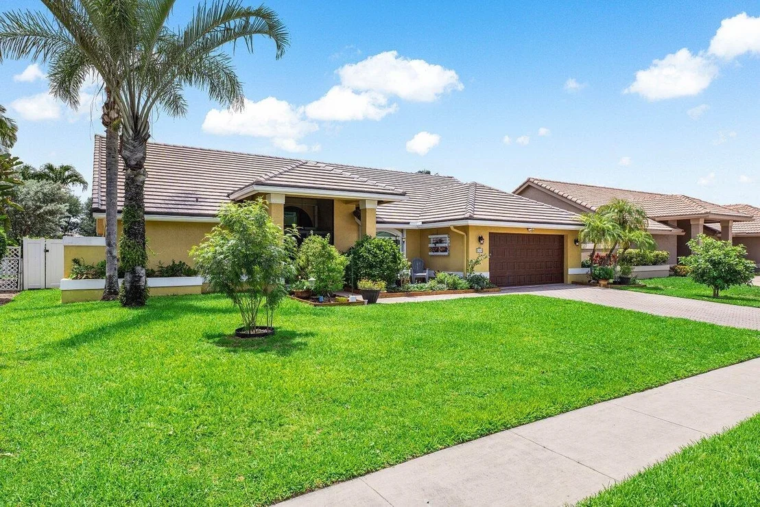 Photo of 6569 Blue Bay Circle