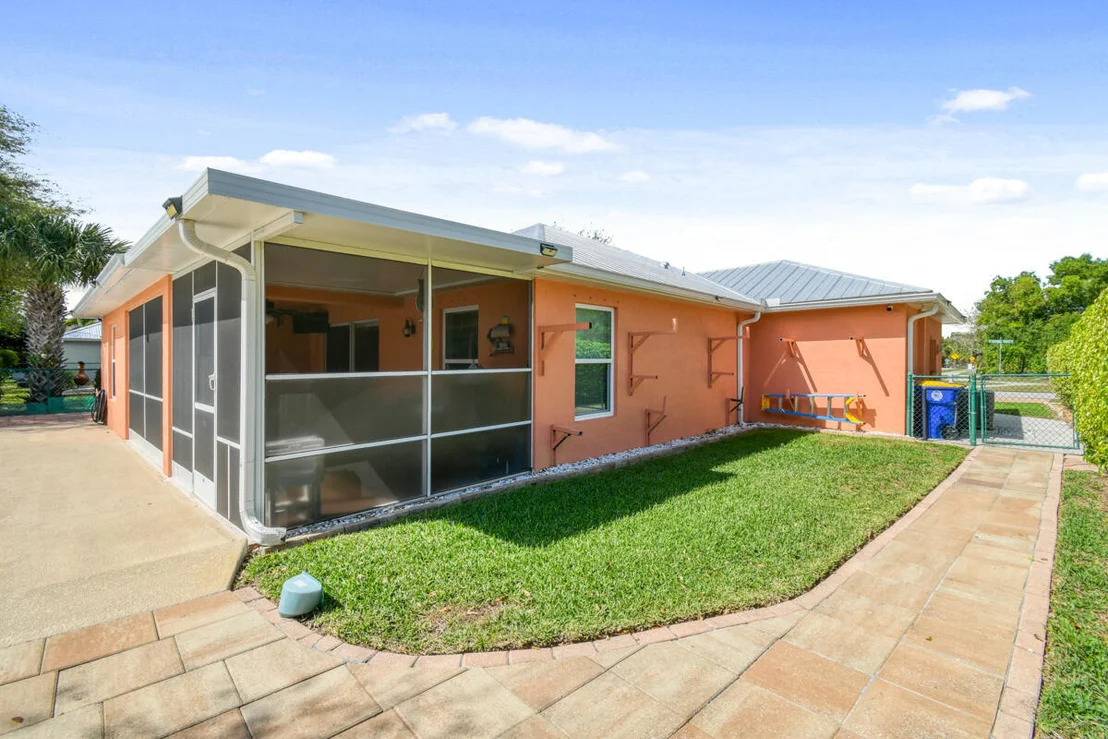 Photo of 4611 SE Murray Cove Circle