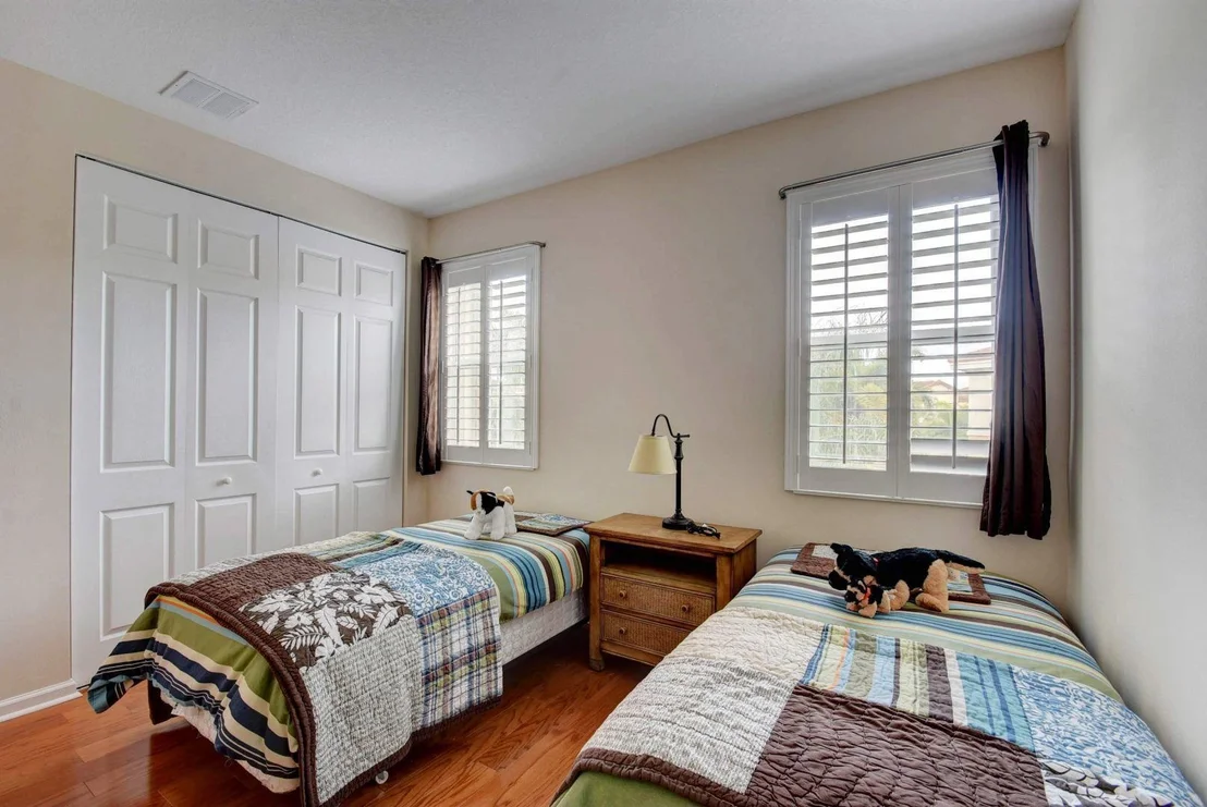 Photo of 9536 Phipps Lane