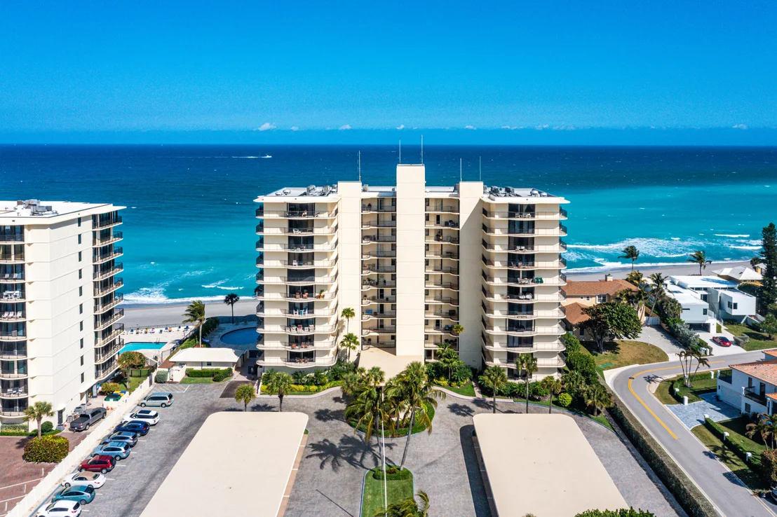 Photo of Unit 302 at 100 Beach Road