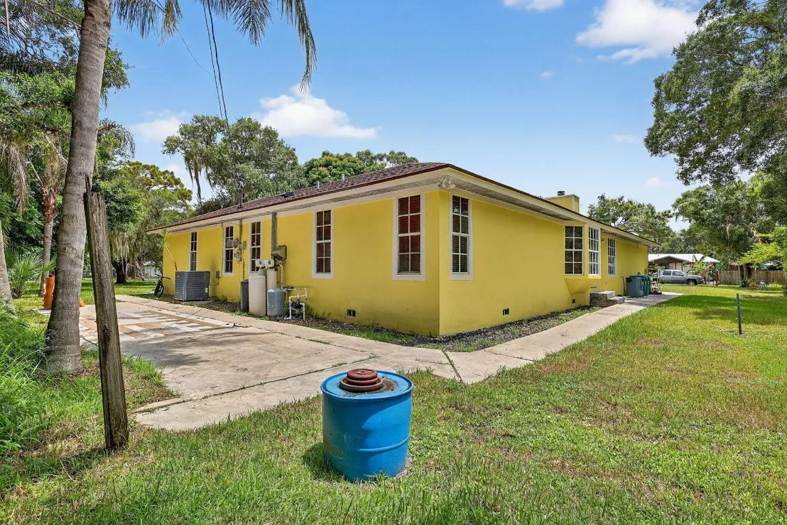 Photo of 600 Gopher Hill Road