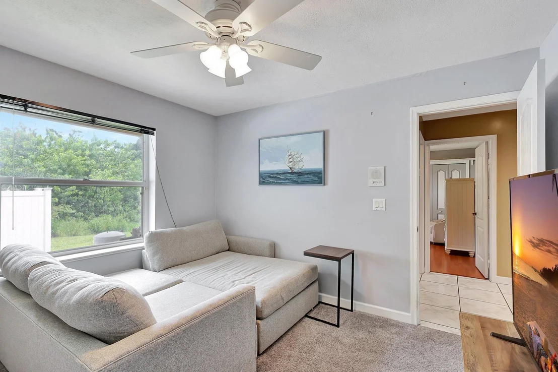 Photo of 1624 SW Gregor Way Way