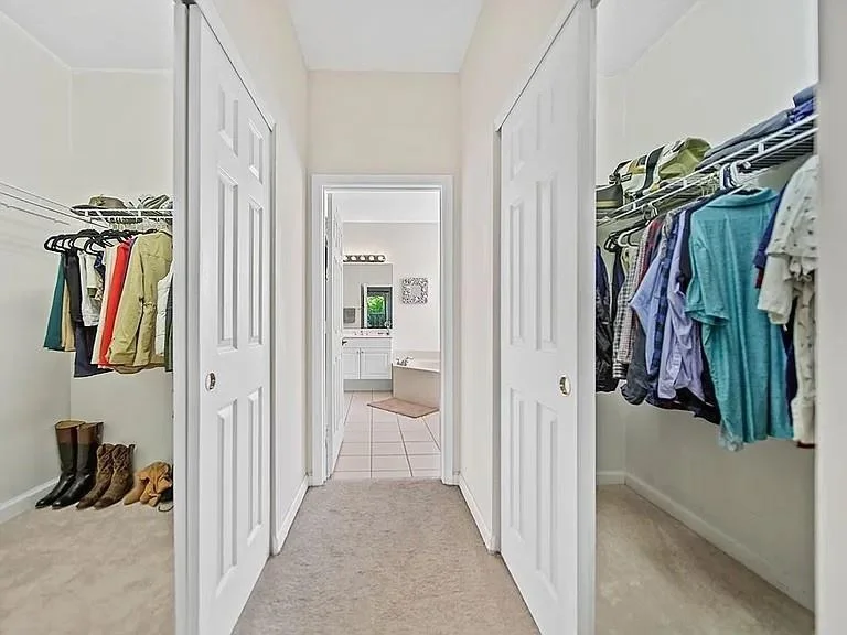 Photo of 6935 SE Twin Oaks Circle