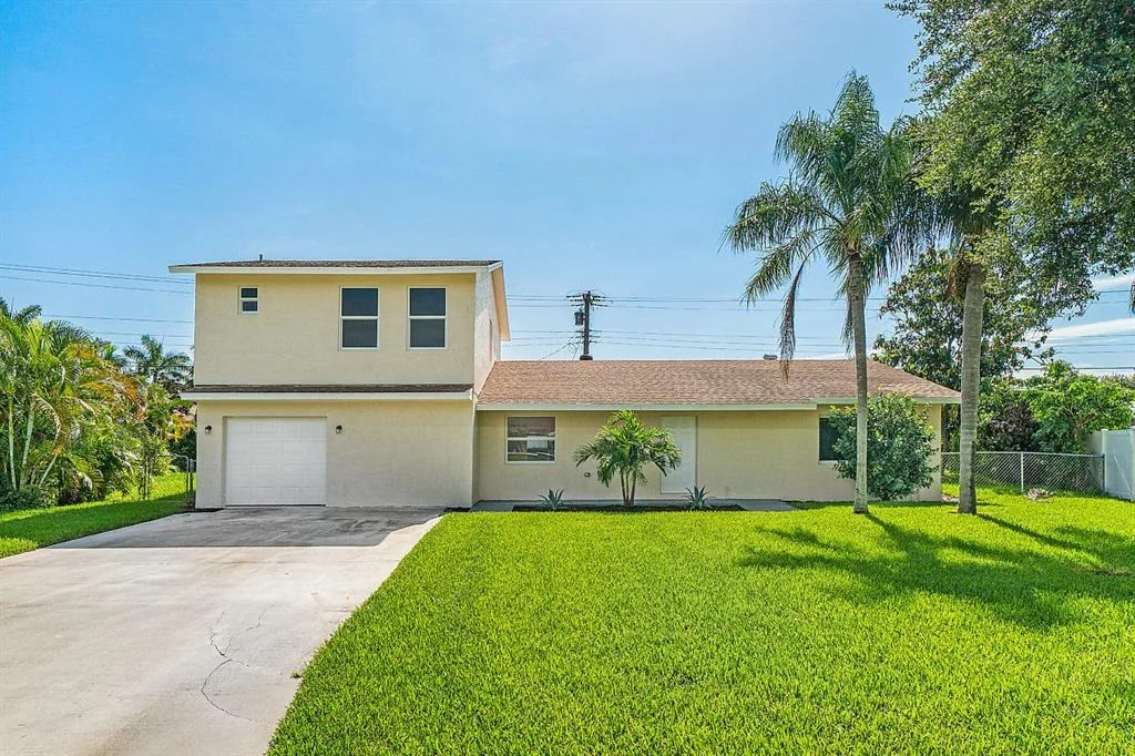 Photo of 667 Eagle Circle