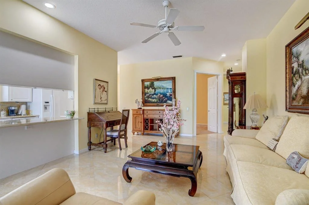 Photo of 2065 Valencia Drive
