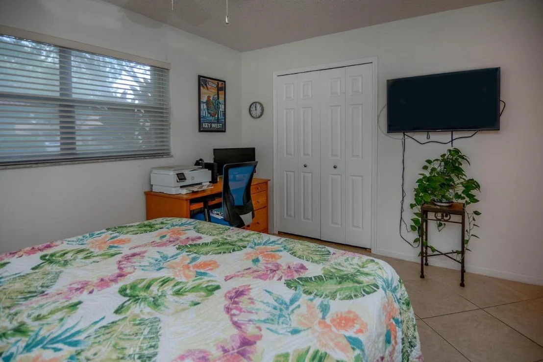 Photo of Unit A at 4580 Laurel Tree Road
