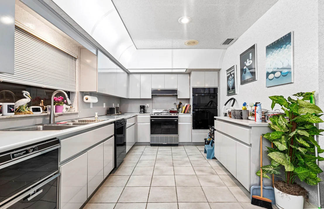 Photo of 22589 Esplanada Drive