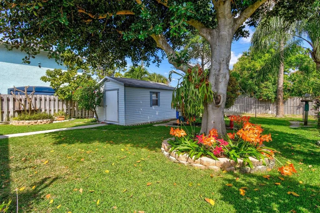 Photo of 305 5th Street