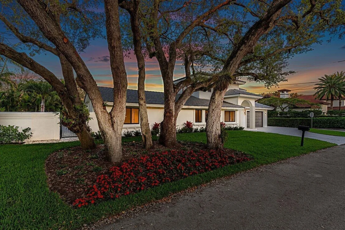 Photo of 2050 Isabel Oeste Road