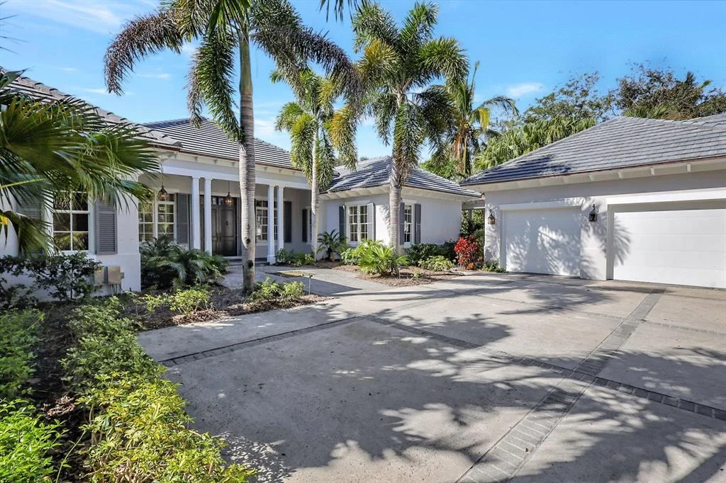 Photo of 551 White Pelican Circle