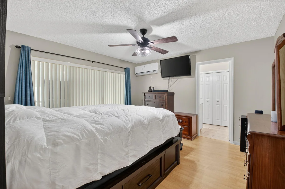 Photo of 9286 Longmeadow Circle