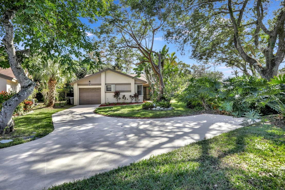 Photo of 2218 Seagrape Circle