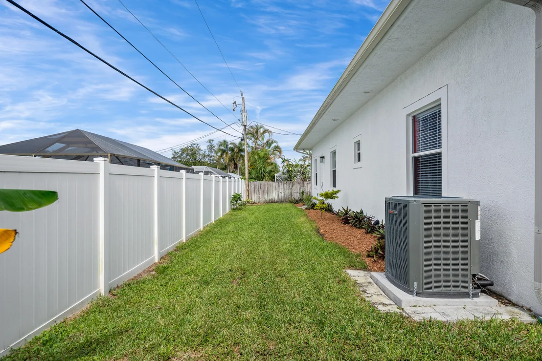 Photo of 5637 SE MAJOR Way
