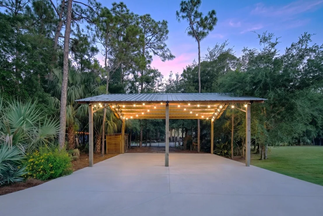 Photo of 9010 Valley Oak Place
