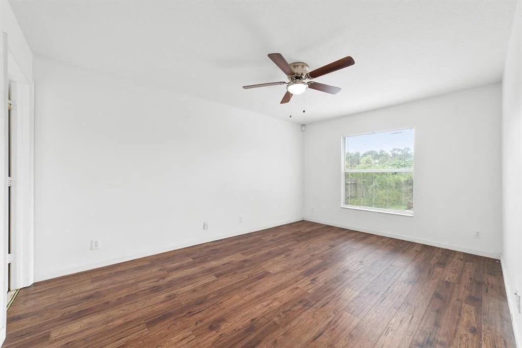 Photo of 6934 Mitchell Street