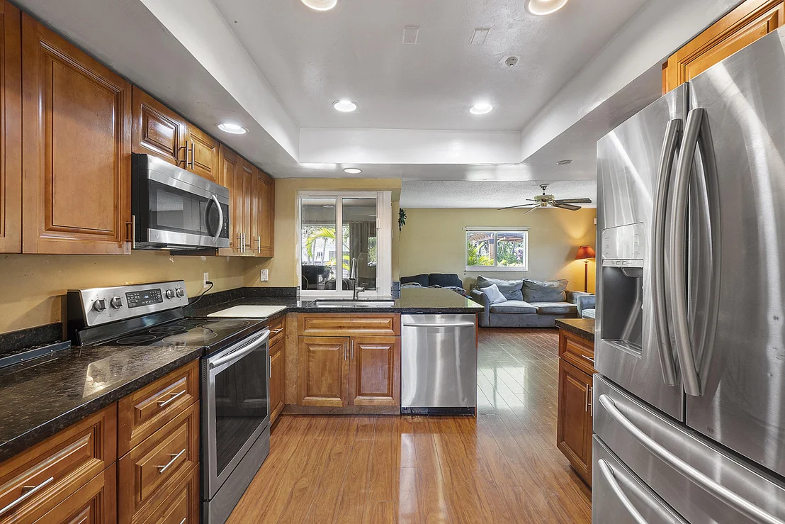 Photo of 6972 NW 8th Street