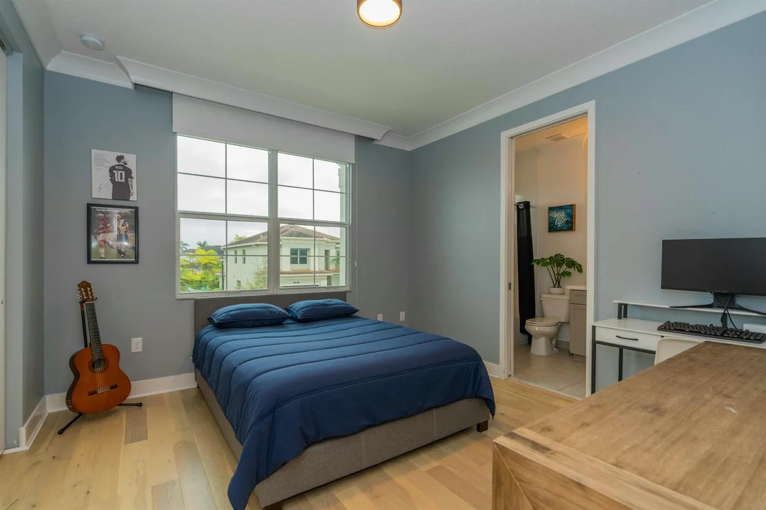 Photo of 9735 Celtic Sea Lane